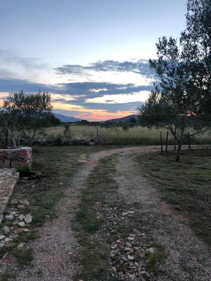 Cottage Rugonj Stari Grad  Esterno foto